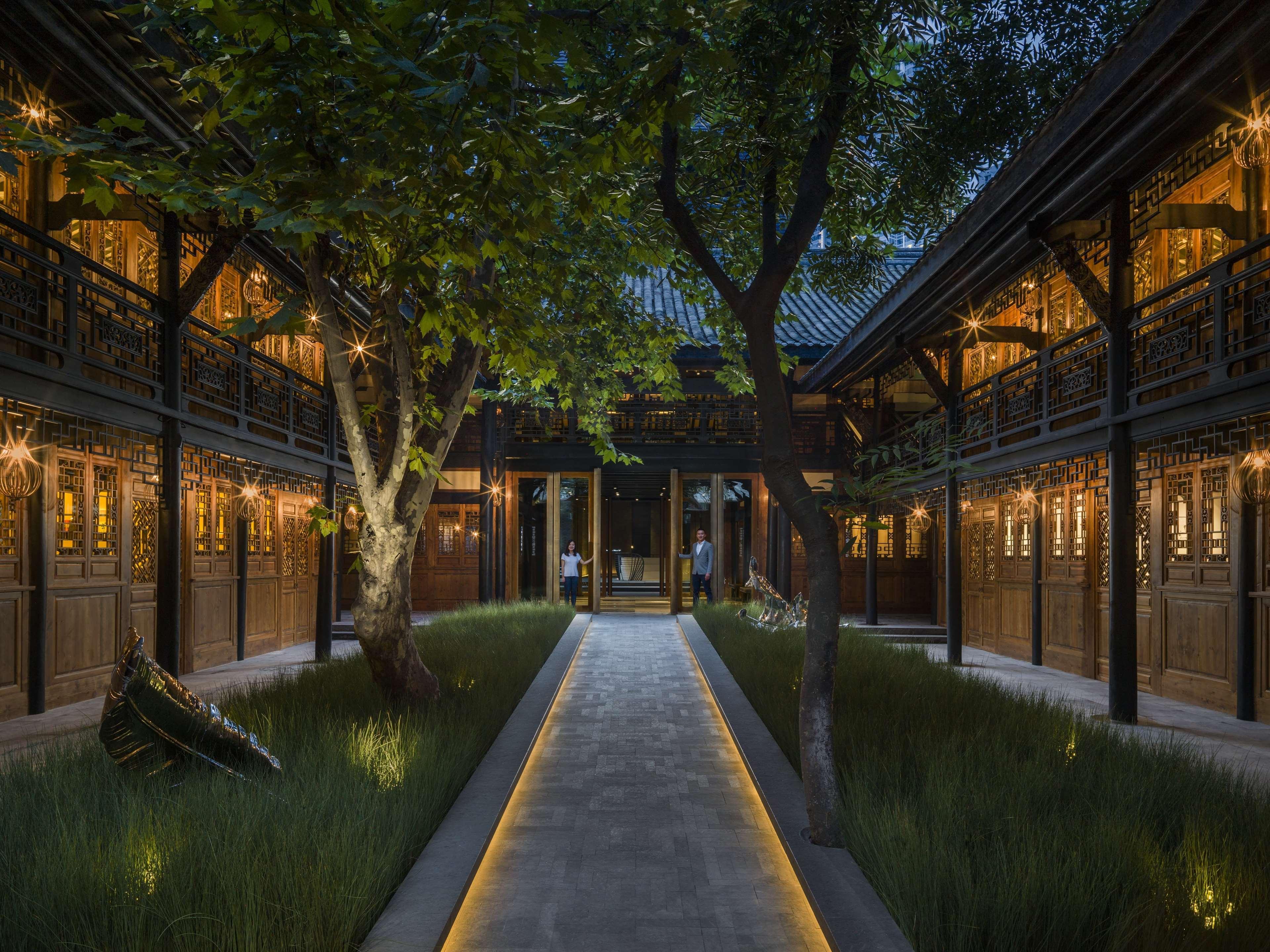 The Temple House Hotel Chengdu Bagian luar foto